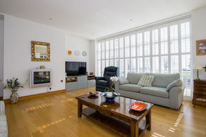 Photo 9- click for photo gallery